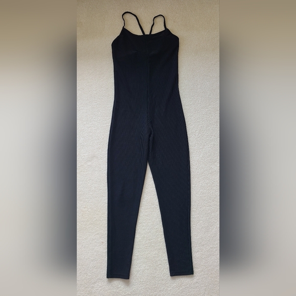 NWOT SAGE COLLECTIVE Ribbed Fitted Cami Jumpsuit sz M Black - Picture 7 of 12